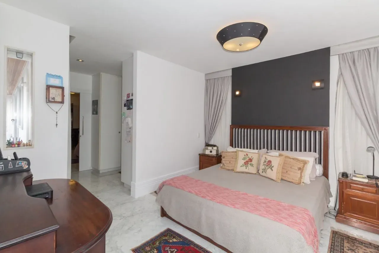 Furnished house with 5 bedrooms and 5 bathrooms — photo 8