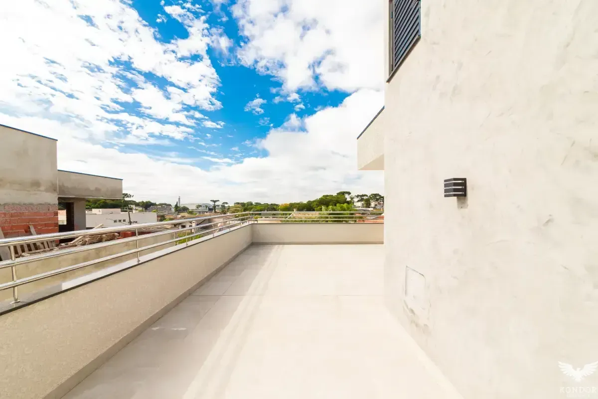 Two-story house with 230 m², 3 bedrooms and 4 baths — photo 15
