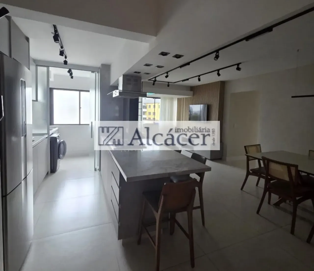 Furnished 116 m² apartment with 3 bedrooms and 2 baths — photo 6