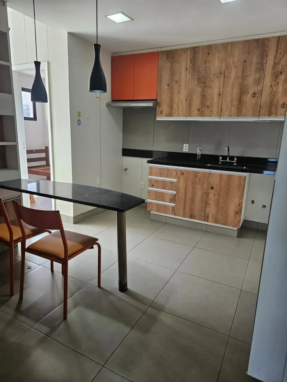 3-bedroom apartment with a glazed glass-in balcony — photo 2