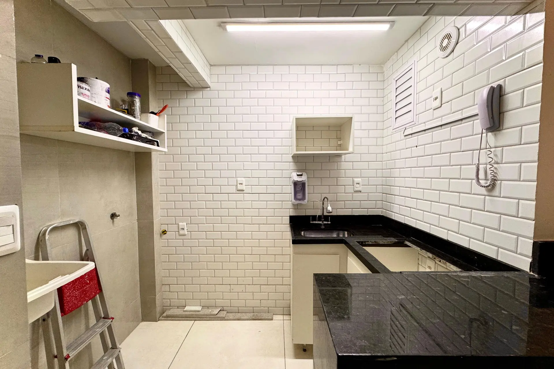 Apartamento de 1 quarto com espaço de home office, Centro — photo 12