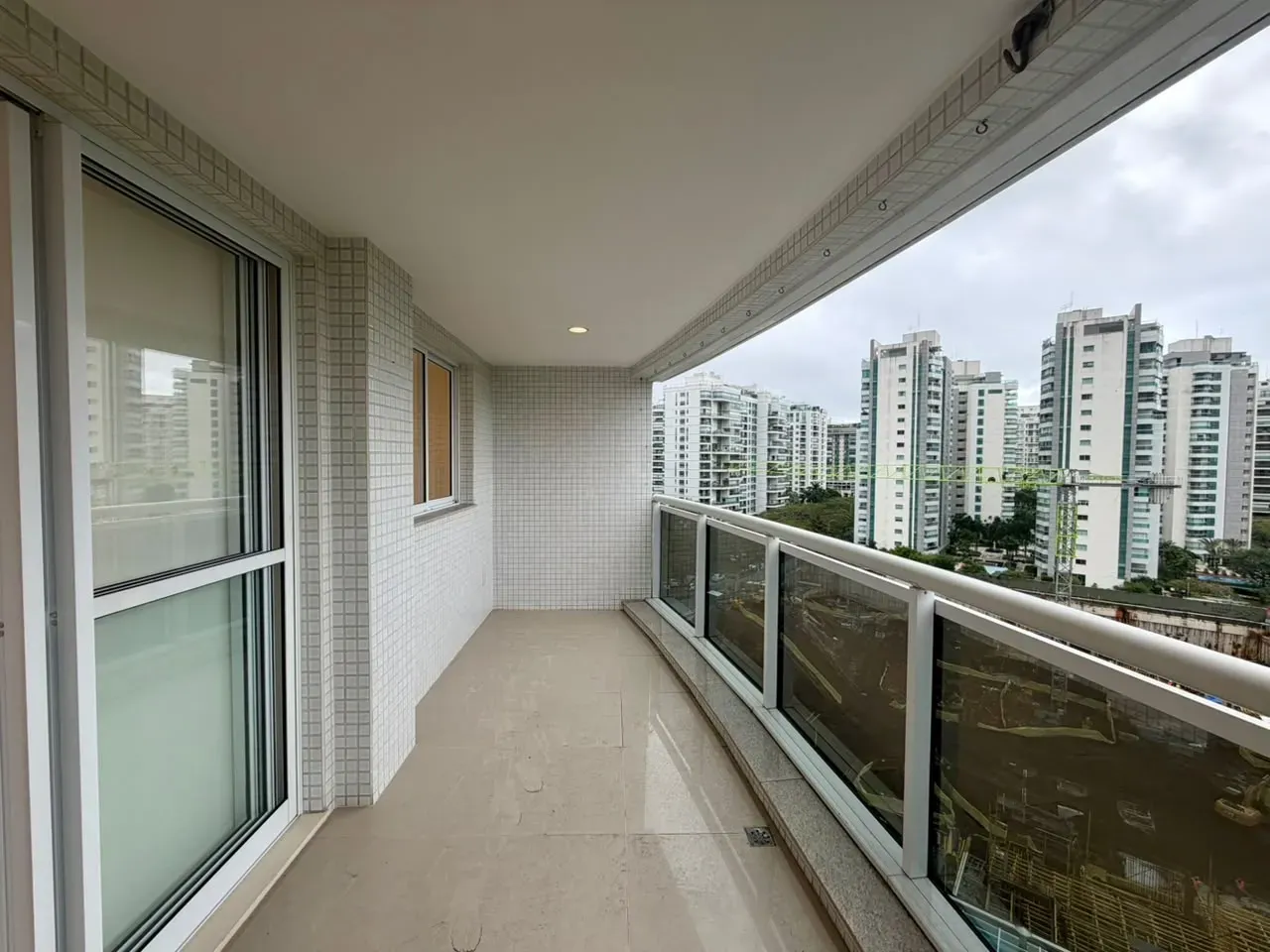 2-bedroom apartment with a park view in Rio de Janeiro — photo 3
