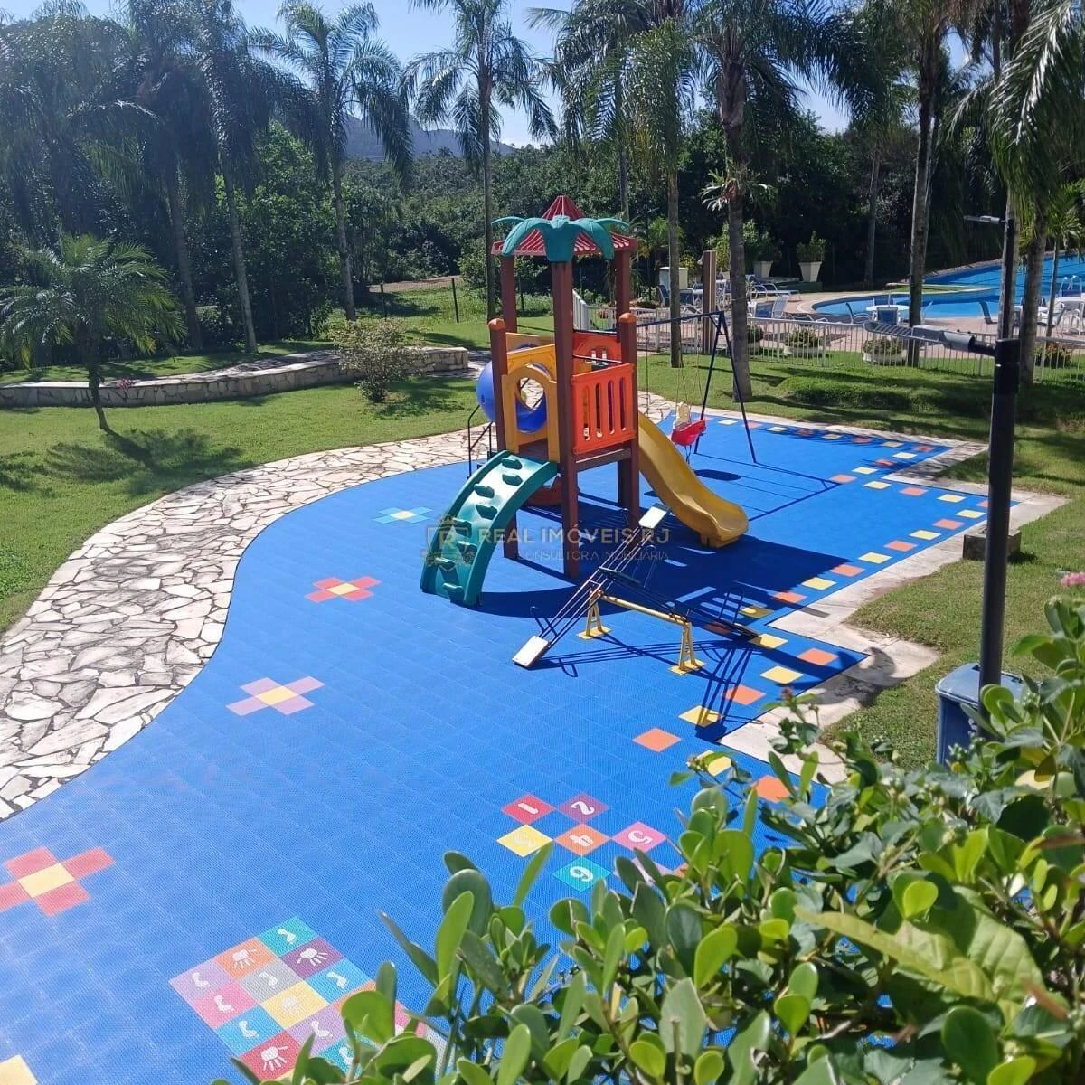 For rent: 3-bedroom apartment with 3 bathrooms and a balcony — photo 36