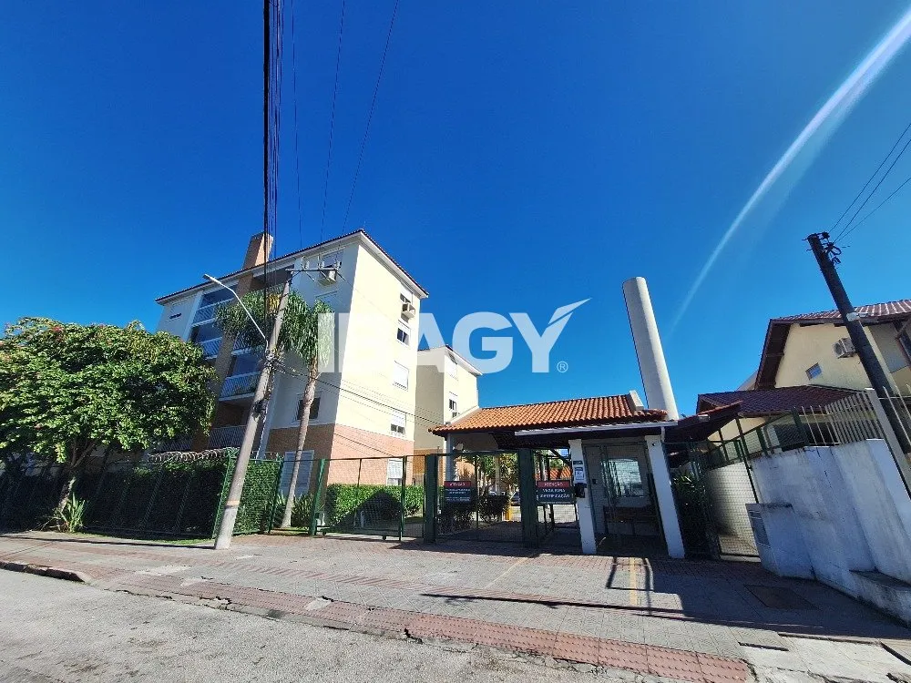 Apartamento de 2 dormitorios con balcón cerrado — photo 11