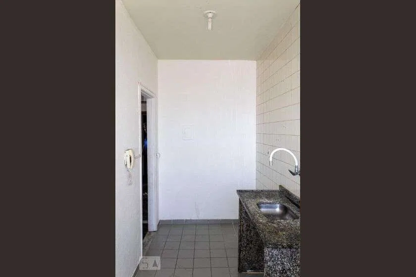Unfurnished 2-bedroom apartment with 1 parking space — photo 53