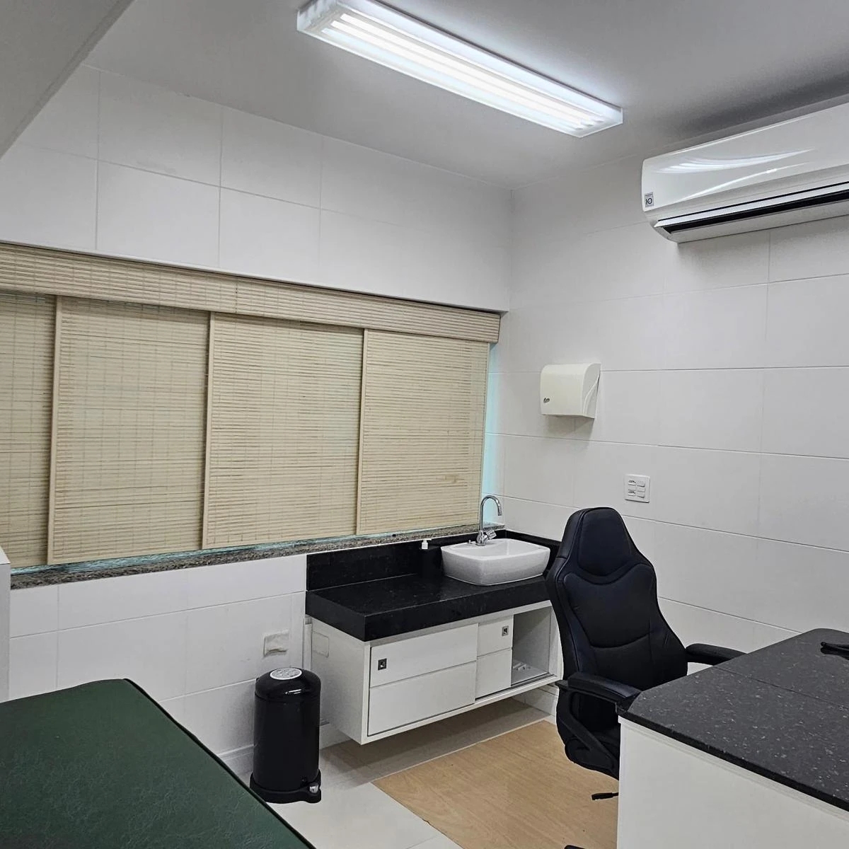 41 m² unfurnished apartment with kitchenette and office — photo 13