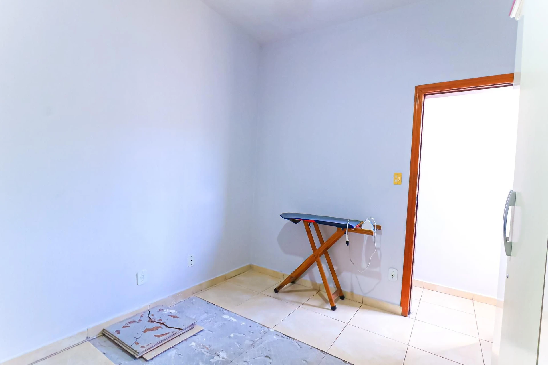 House, 200 m², with a washing machine — photo 33