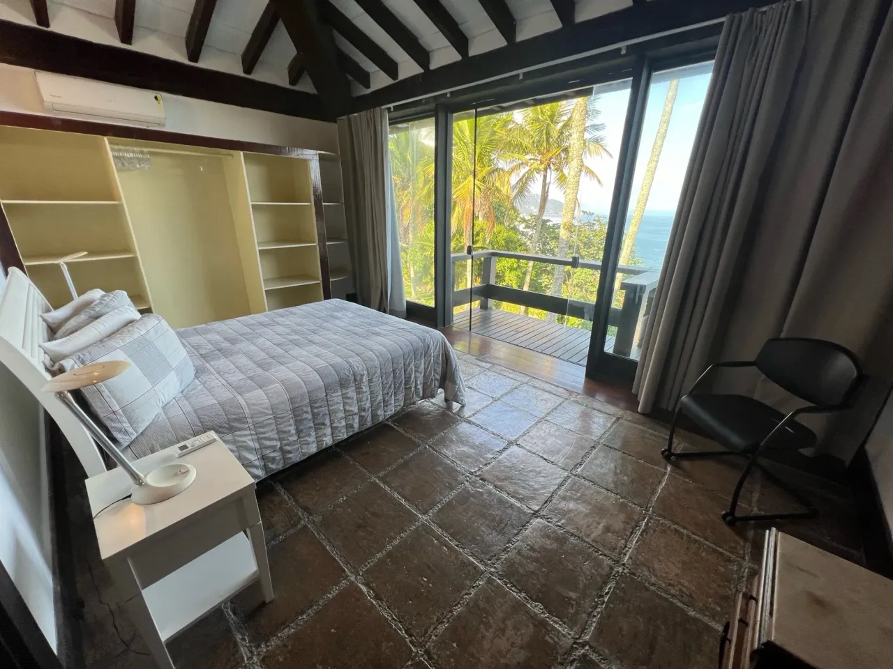 Furnished house with 5 bedrooms and 5 bathrooms — photo 3