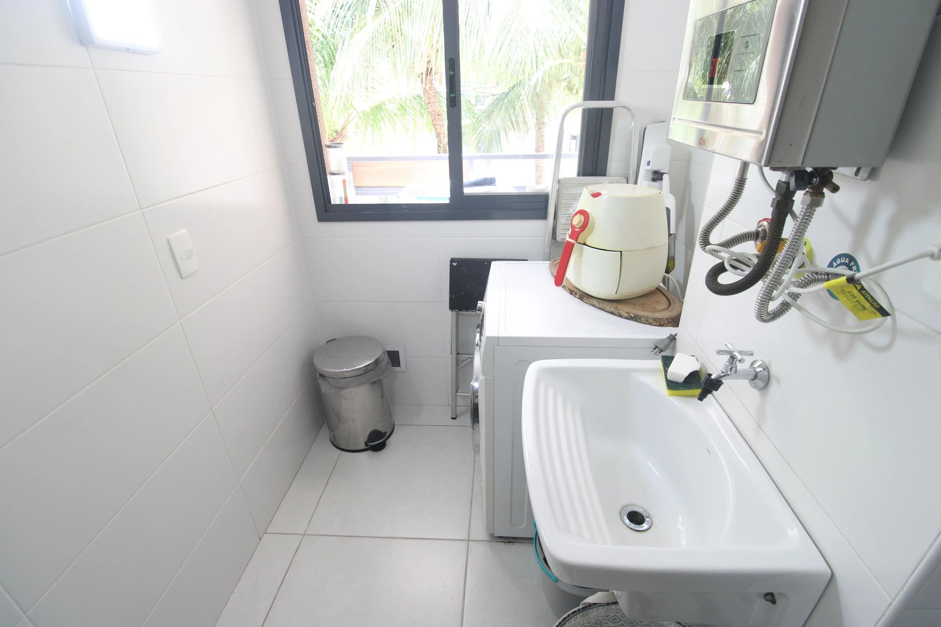 Furnished apartment, 78 m², with a home office — photo 49