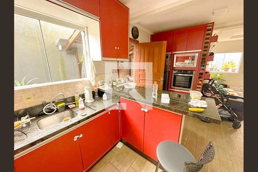 Гардеробна та 3 спальні: будинок 103 м² — photo 16