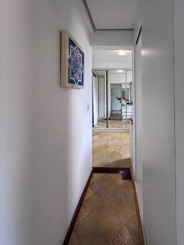 3-bedroom apartment with a home office — photo 19