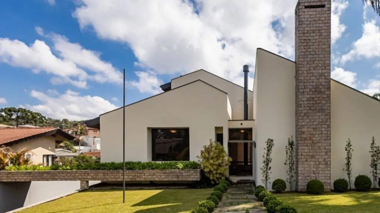 House with 3 bedrooms and 5 bathrooms, 477 m² — photo 14
