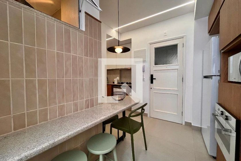 3-bedroom apartment with a home office — photo 6