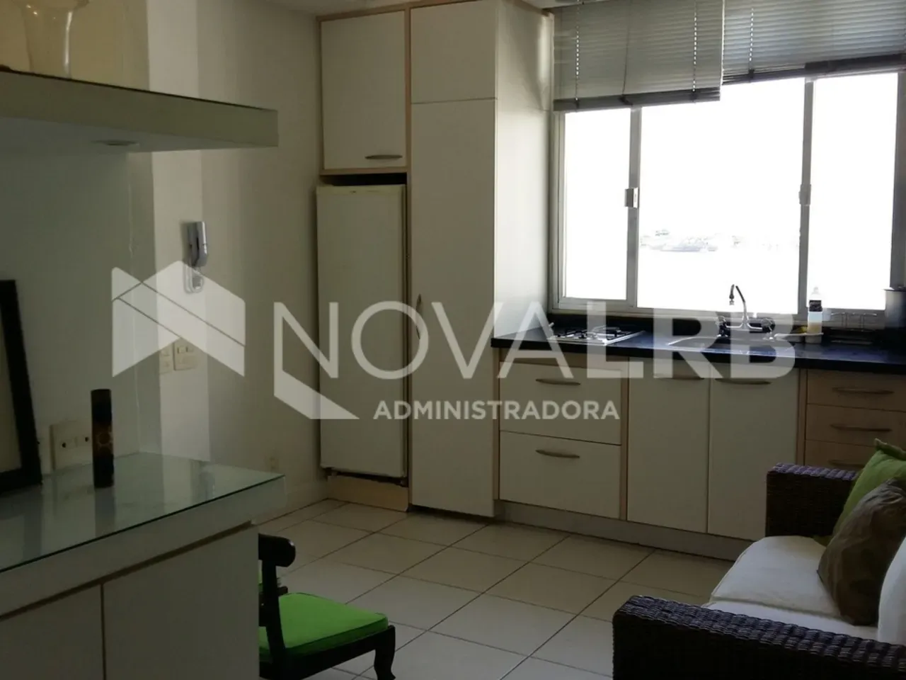 Furnished 1-bedroom apartment with no parking — photo 6