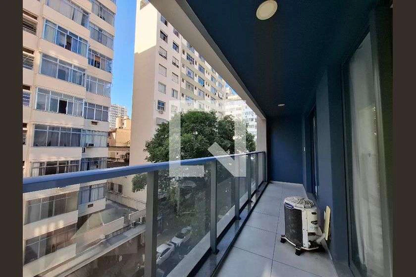 Furnished 54 m² apartment with 1 bedroom and balcony — photo 3