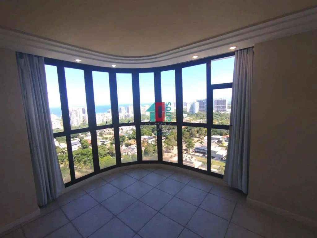 Duplex penthouse with 3 en-suite bedrooms and 200 m² — photo 2