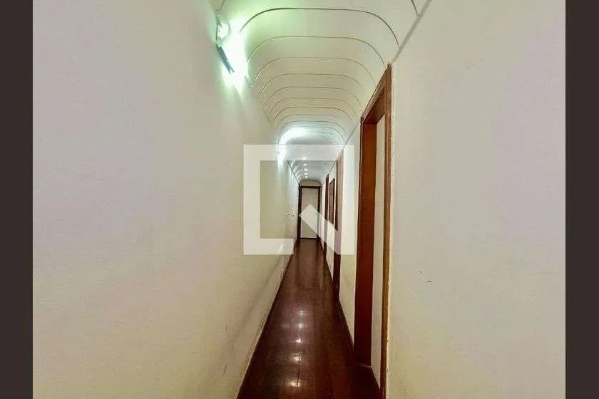 Apartamento de 4 quartos com cozinha integrada e 280 m² — photo 3