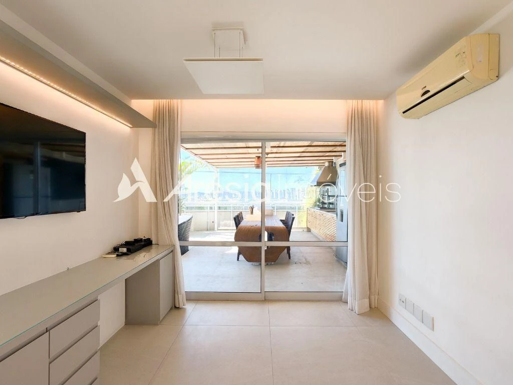 Cobertura mobiliada com 3 dormitórios e 290 m² — photo 35