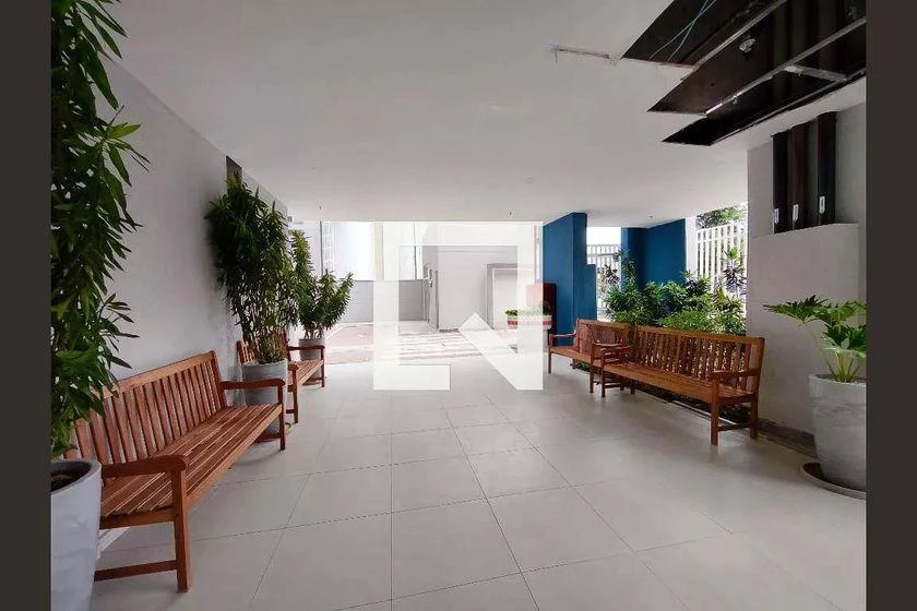 Apartamento mobiliado de 1 quarto com 30 m² e banheiro — photo 38