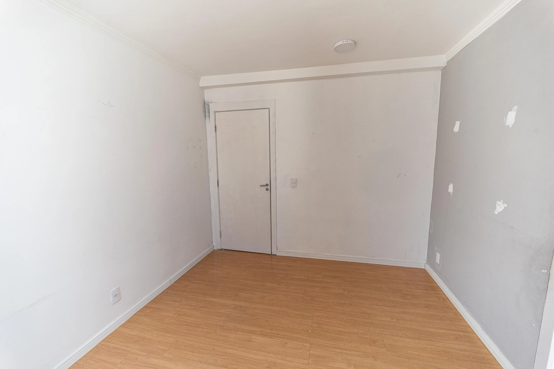 Apartment, 45 m², with wood or laminate floors — photo 9