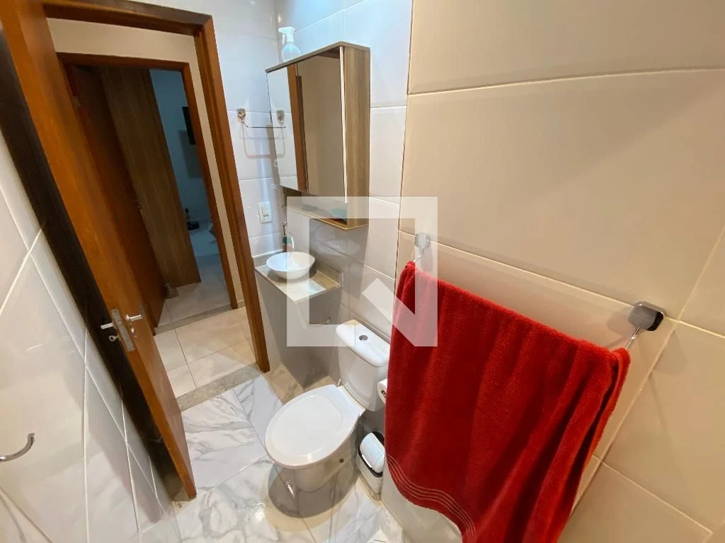 Washing machine in a one-bedroom apartment, 37 m² — photo 13