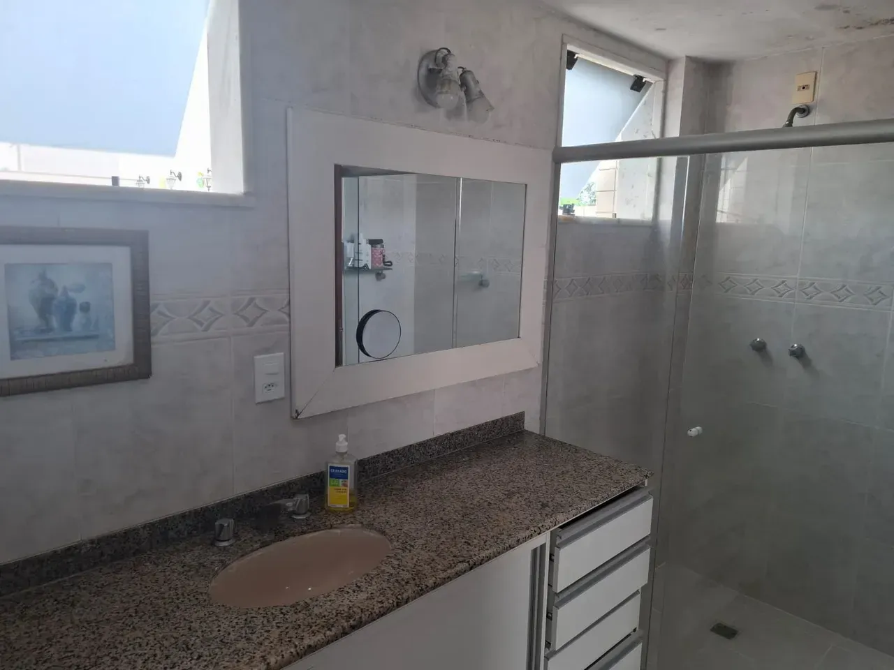 Furnished apartment with 3 bedrooms and 380 m² — photo 3