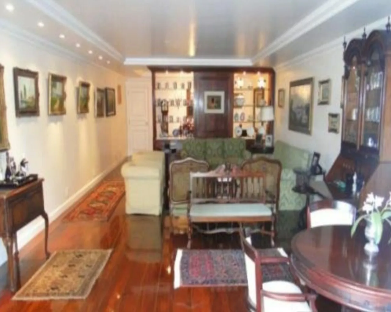 Apartamento mobiliado com 4 quartos e 5 banheiros — photo 6