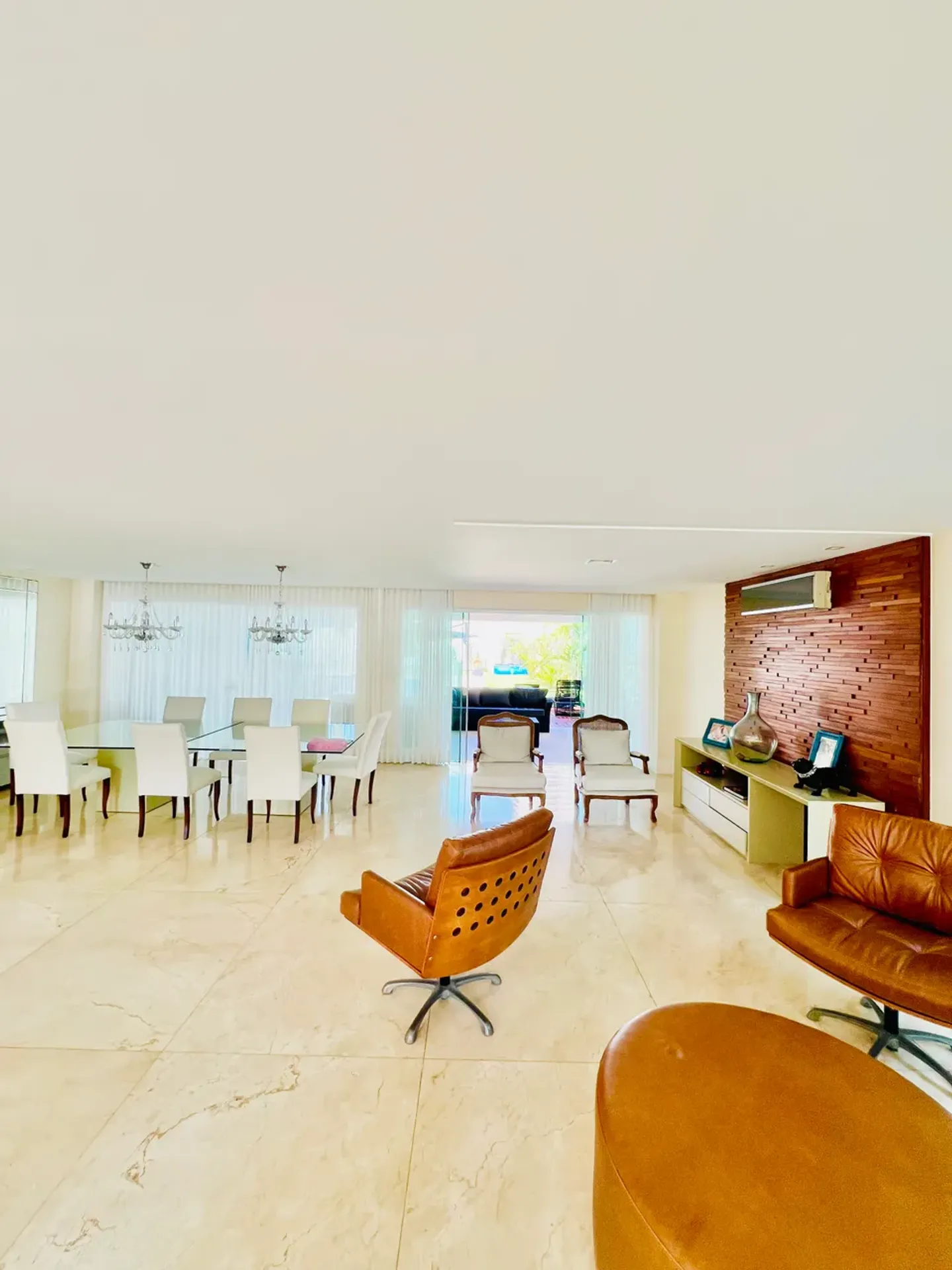 Casa mobiliada com 5 suítes e 640 m² — photo 24