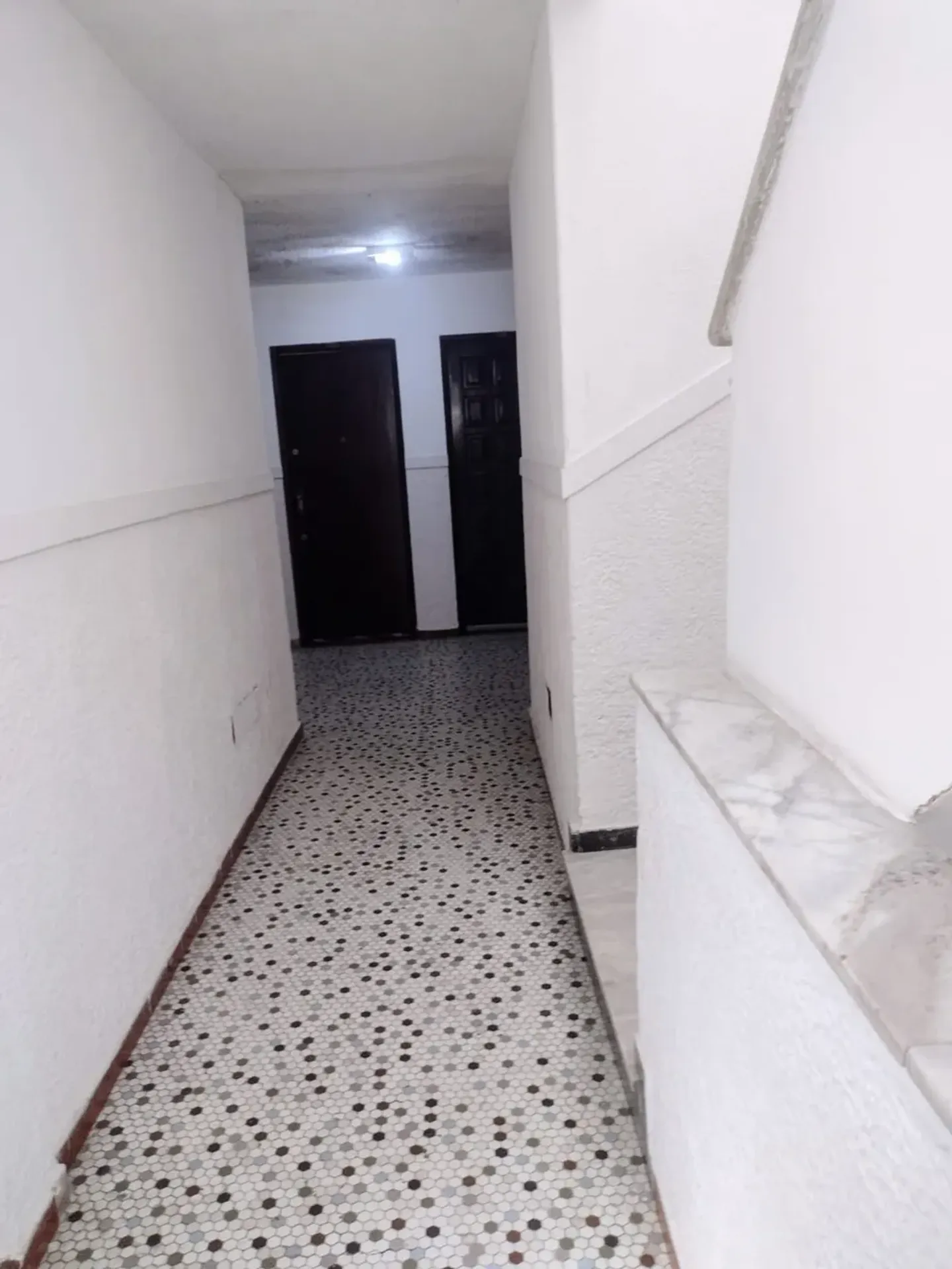 Apartment on the 4th floor with wood or laminate floors — photo 20