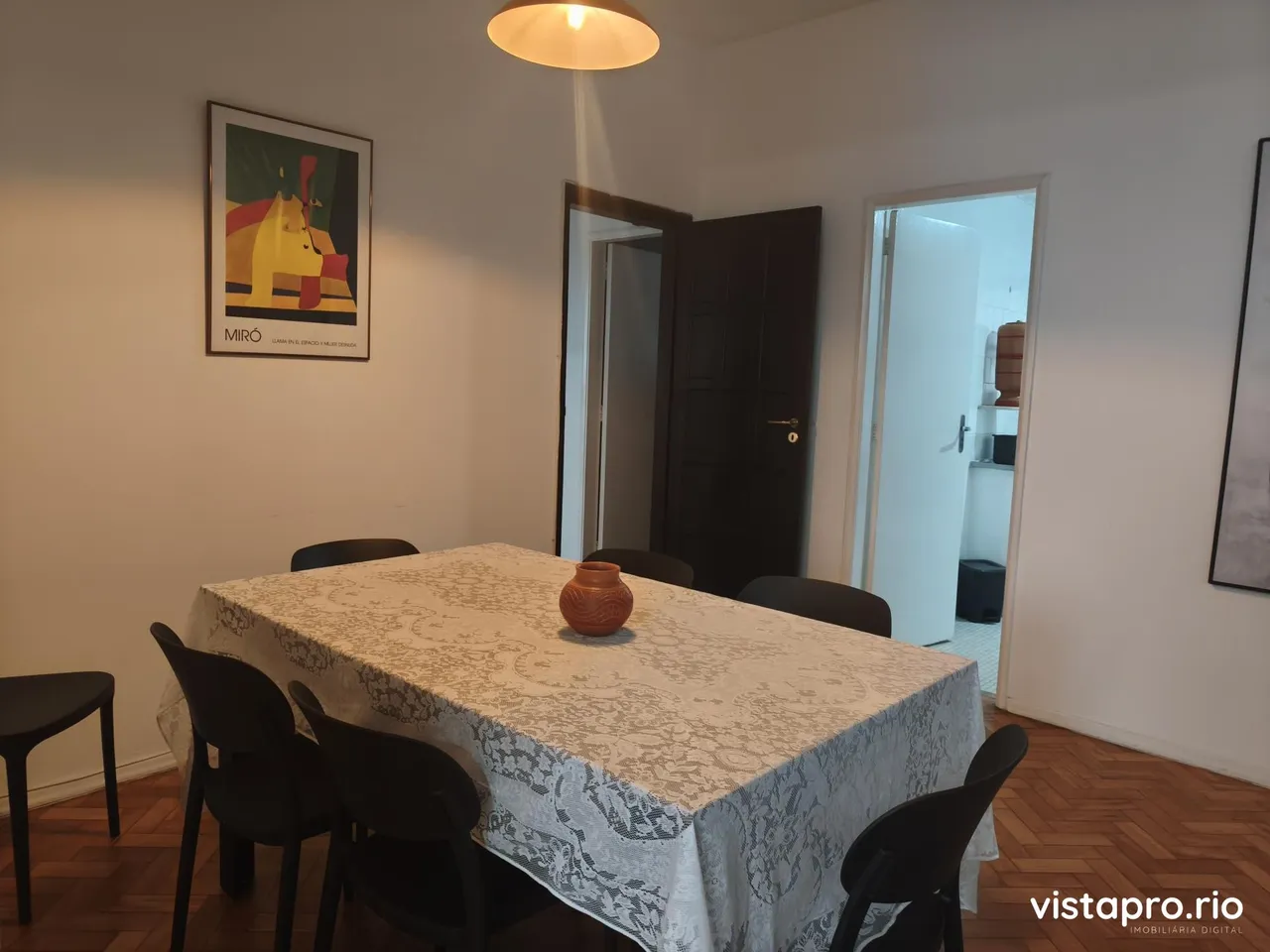Furnished apartment with 3 bedrooms and 2 bathrooms — photo 13