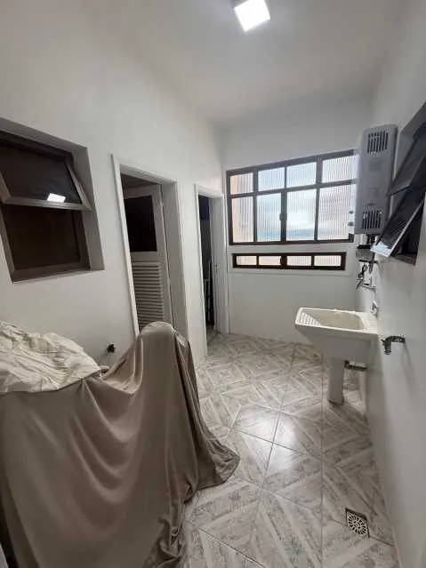 4-bedroom apartment with 4 bathrooms and 3 parking spots — photo 23