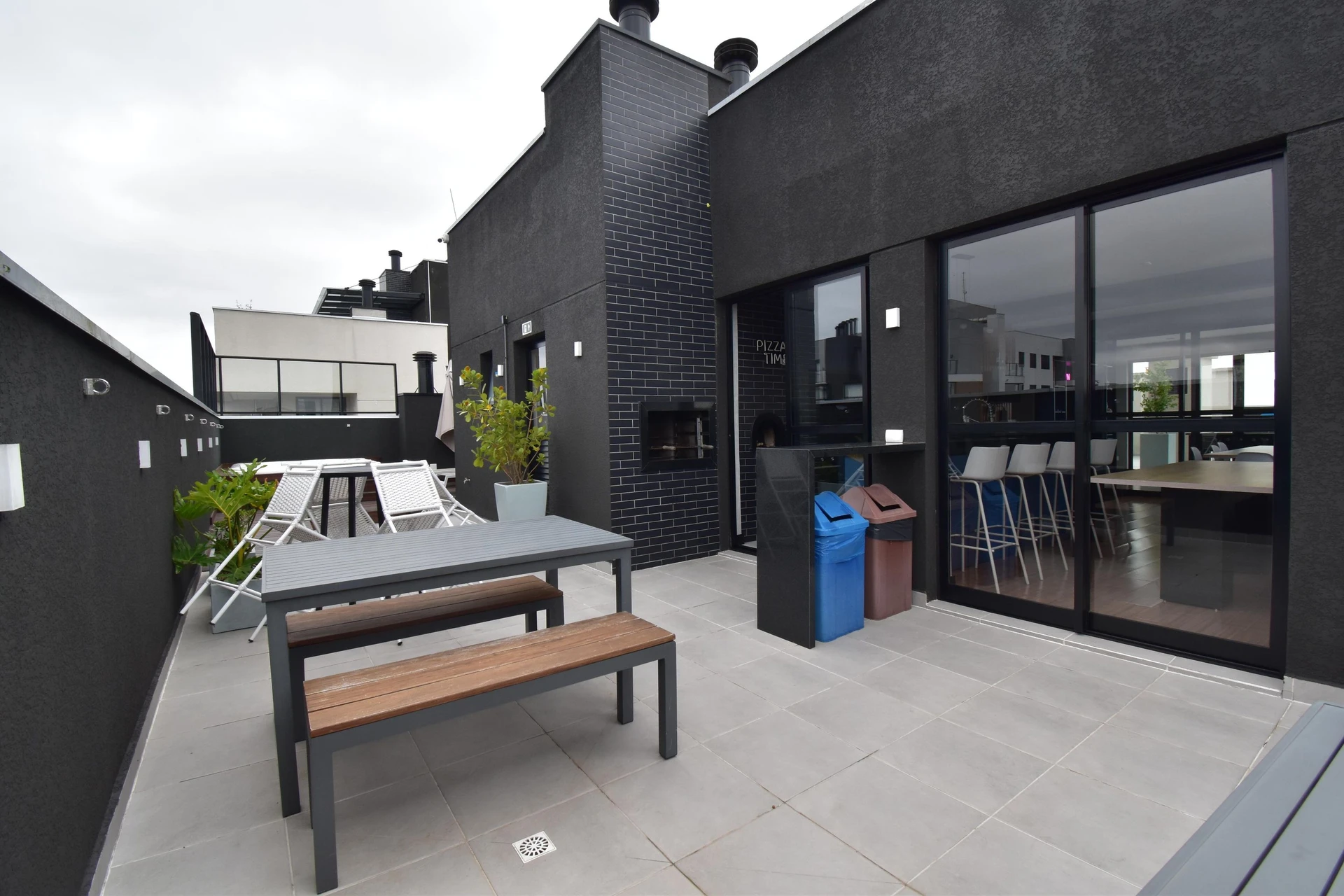 Apartamento de 36 m² com máquina de lavar e varanda gourmet — photo 27