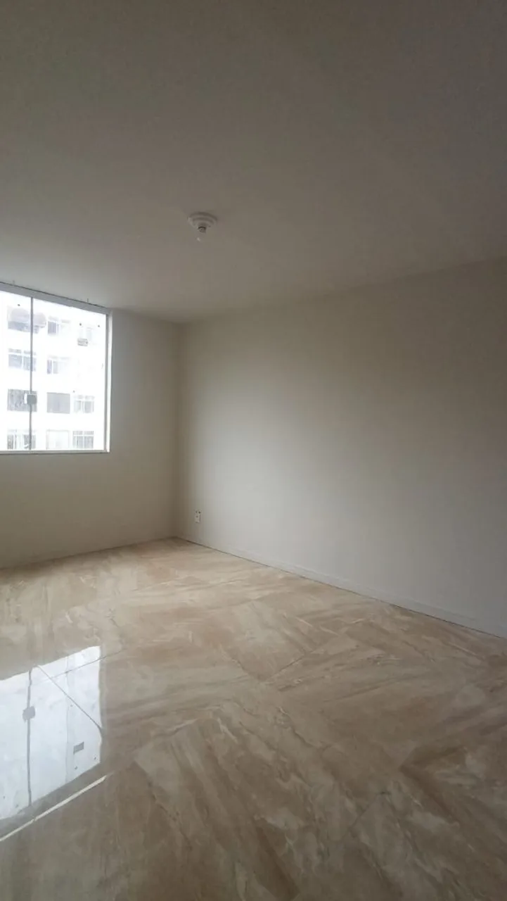Apartamento com 2 quartos e cozinha separada — photo 4