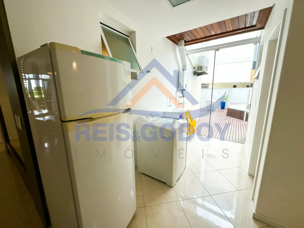 Furnished apartment with 3 bedrooms and a gas integrated kitchen — photo 13