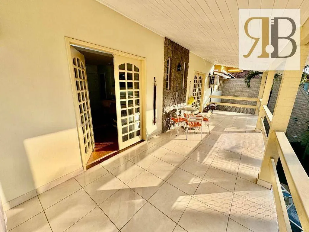 Furnished house with 5 bedrooms and 532 m² — photo 32