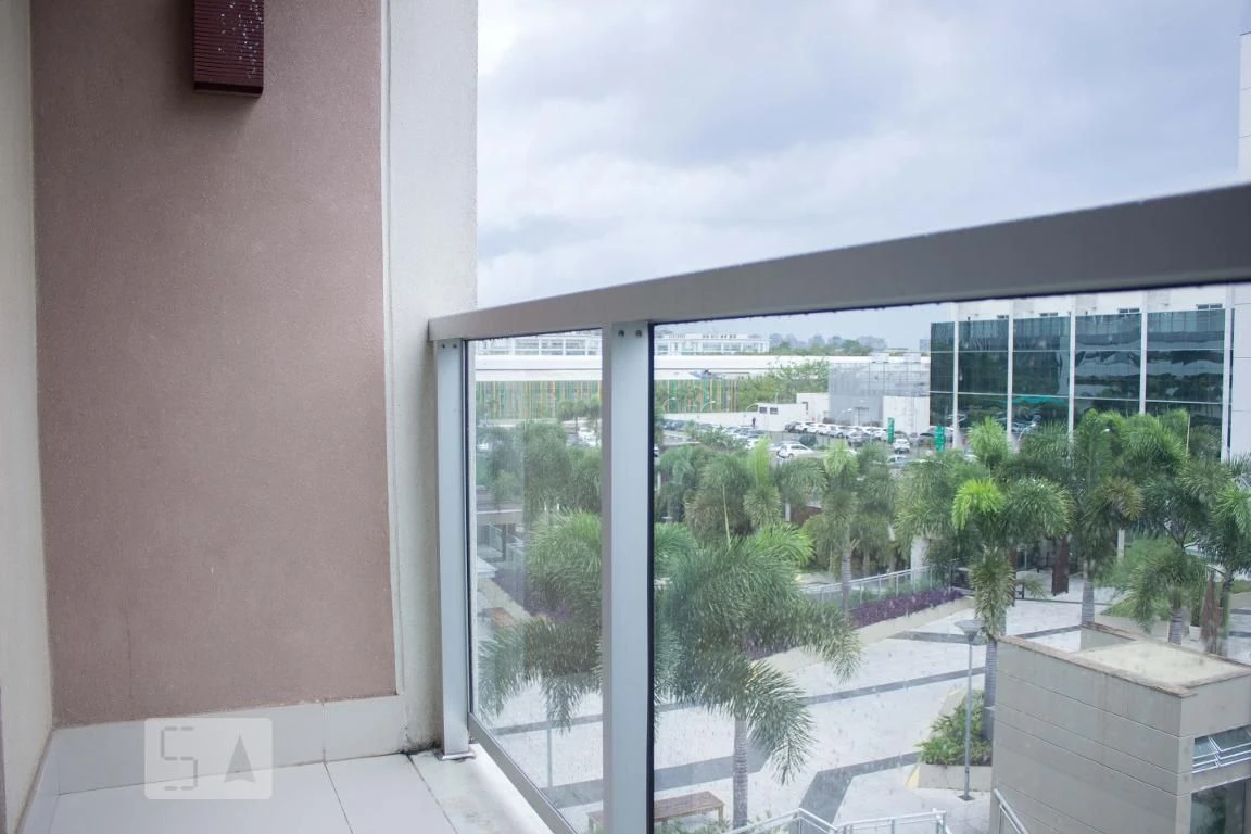 Furnished 2-bedroom apartment with a balcony — photo 29