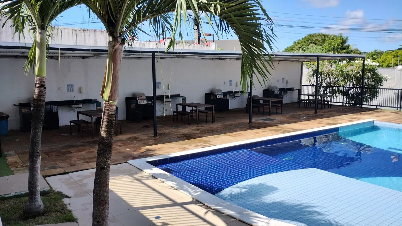 2-bedroom apartment with a washing machine in João Pessoa — photo 11