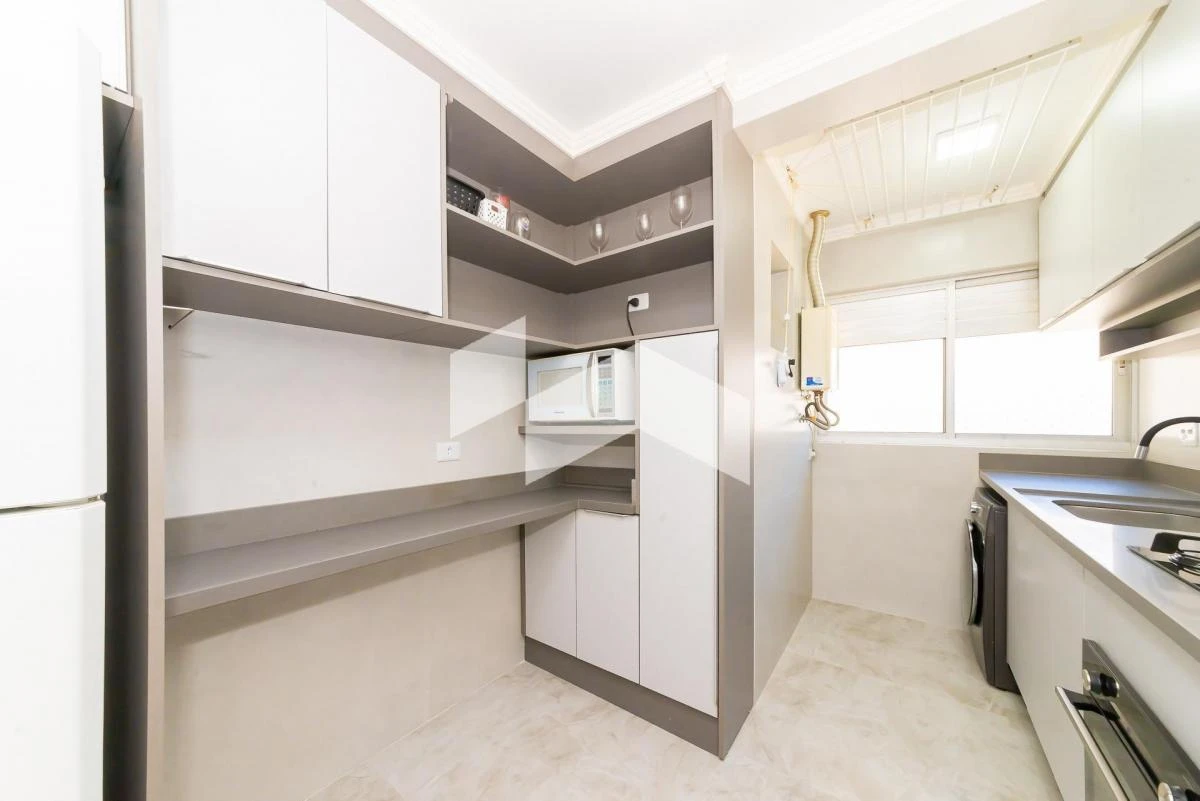 3-bedroom apartment with a washing machine in Curitiba — photo 7