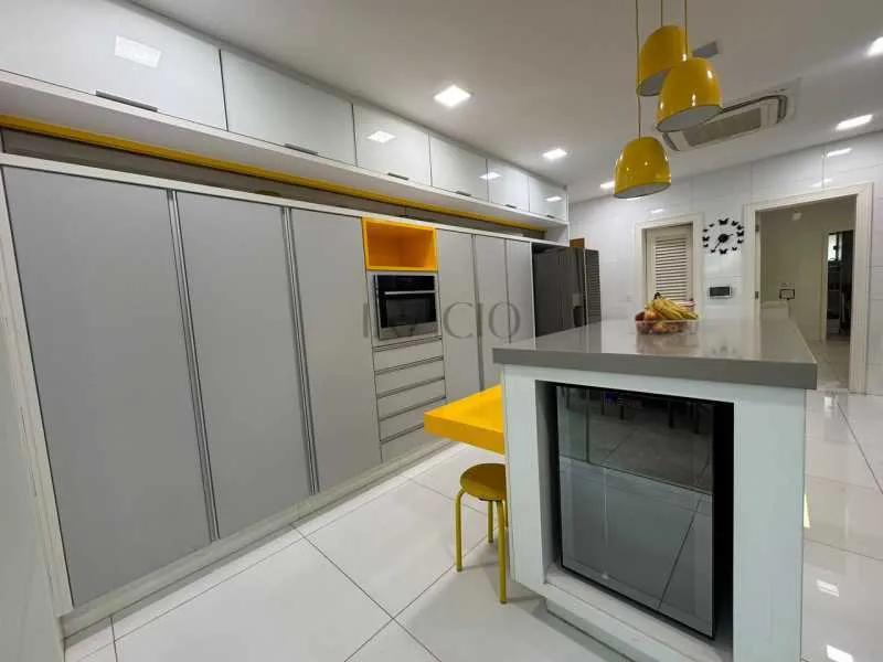 Furnished house with open-plan kitchen and 6 en-suites — photo 16