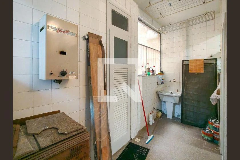 4-bedroom apartment with 3 bathrooms and 128 m² view — photo 48