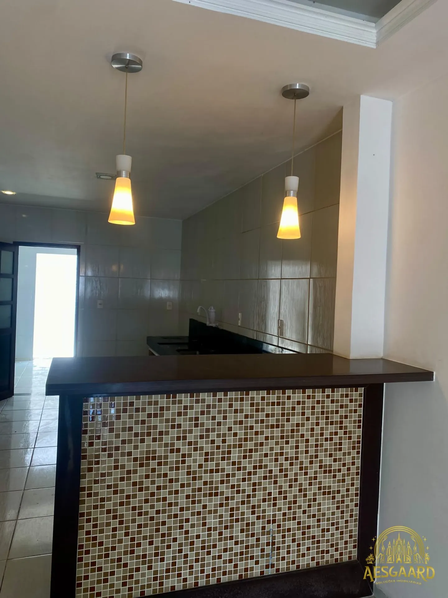 Casa para locação com 3 dormitórios e 102 m²
