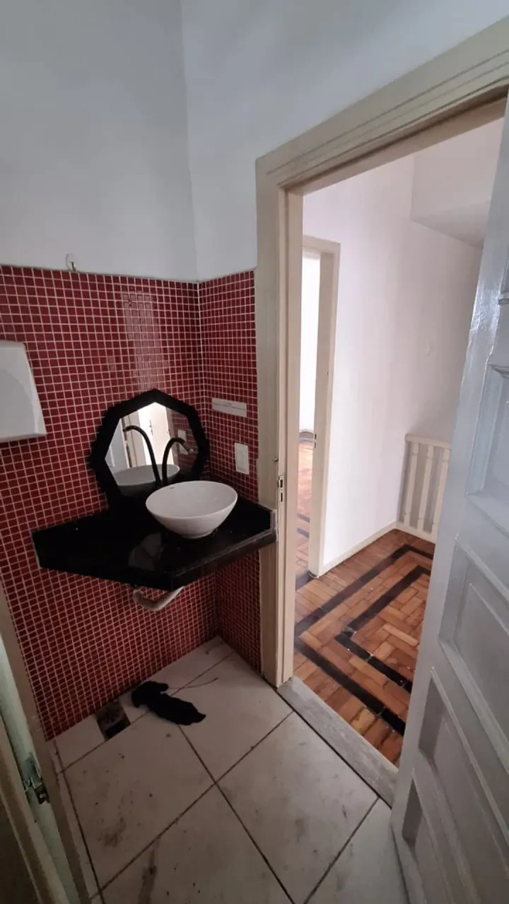 Commercial house with 3 bedrooms and 250 m² — photo 16