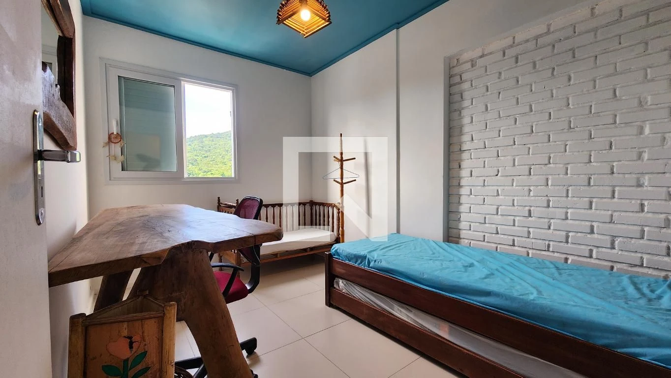 Furnished apartment, 65 m², with a mountain view — photo 5