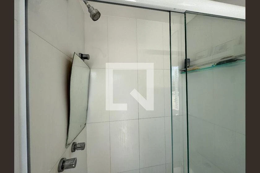 Furnished 3-bedroom apartment with 235 m² and 2 parking — photo 39