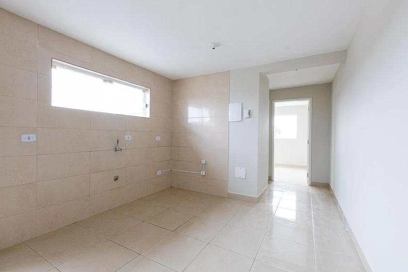 1-bedroom apartment with balcony and glass shower — photo 2
