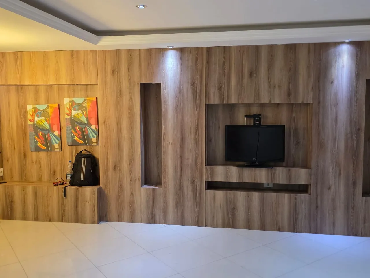 Балкон з грилем та 3 спальні: будинок 323 м² — photo 31