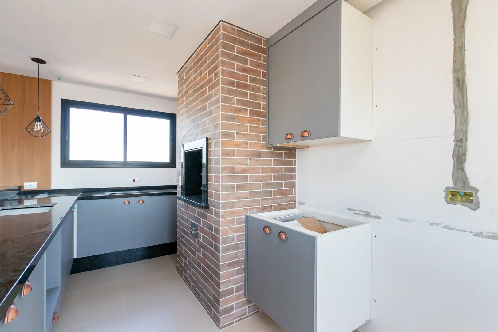 1 quarto e varanda envidraçada: apartamento de 35 m² — photo 8