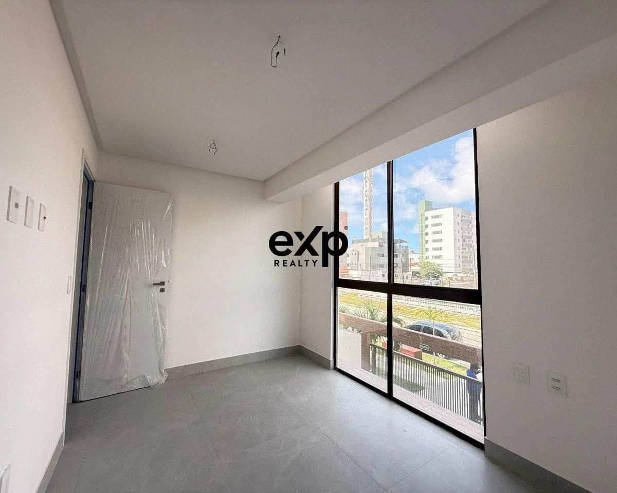 3-bedroom apartment, 2 with their own bathrooms, 76 m² — photo 45