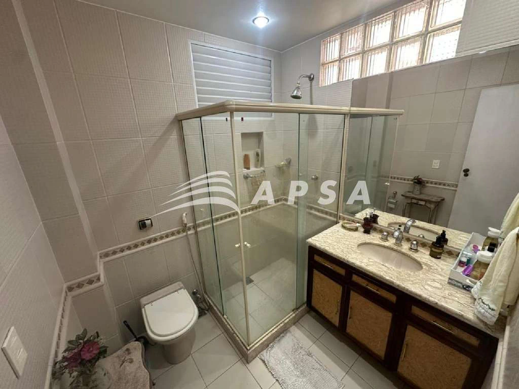 Furnished 200 m² apartment with 3 bedrooms — photo 22