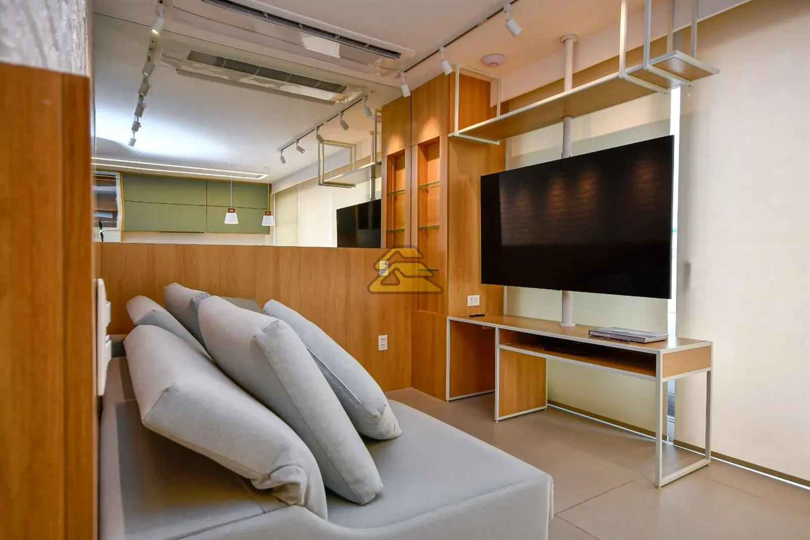 Apartamento mobiliado de 2 quartos com 2 suítes e varanda — photo 8